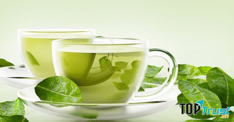 Trà xanh.