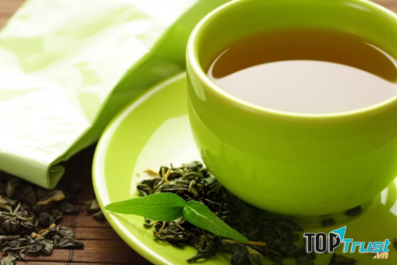 Trà xanh giúp giải nhiệt, giảm stress