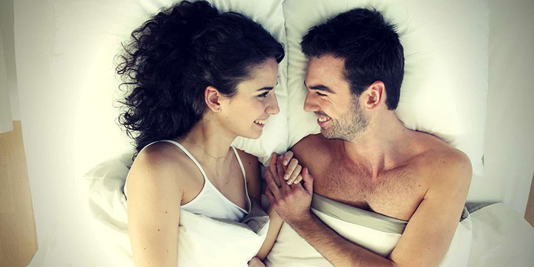 Làm “chuyện ấy” là một trong những phương thuốc tốt nhất để không bị trầm cảm và làm tăng sự tự tin trong con người bạn.