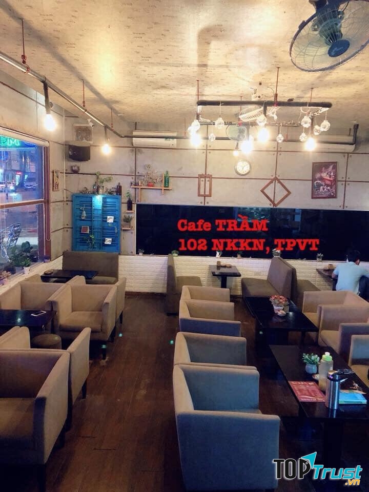 Trầm Hi-end Cafe