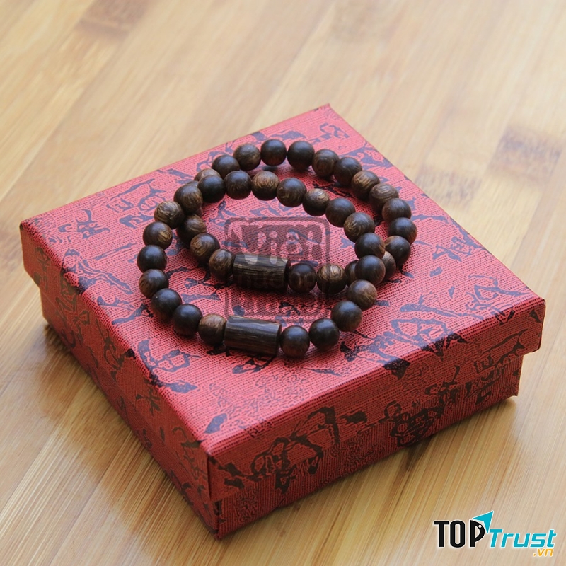 Việt Hương Trầm