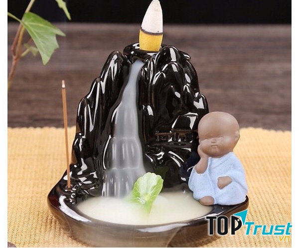 Trầm Hương Phúc Linh