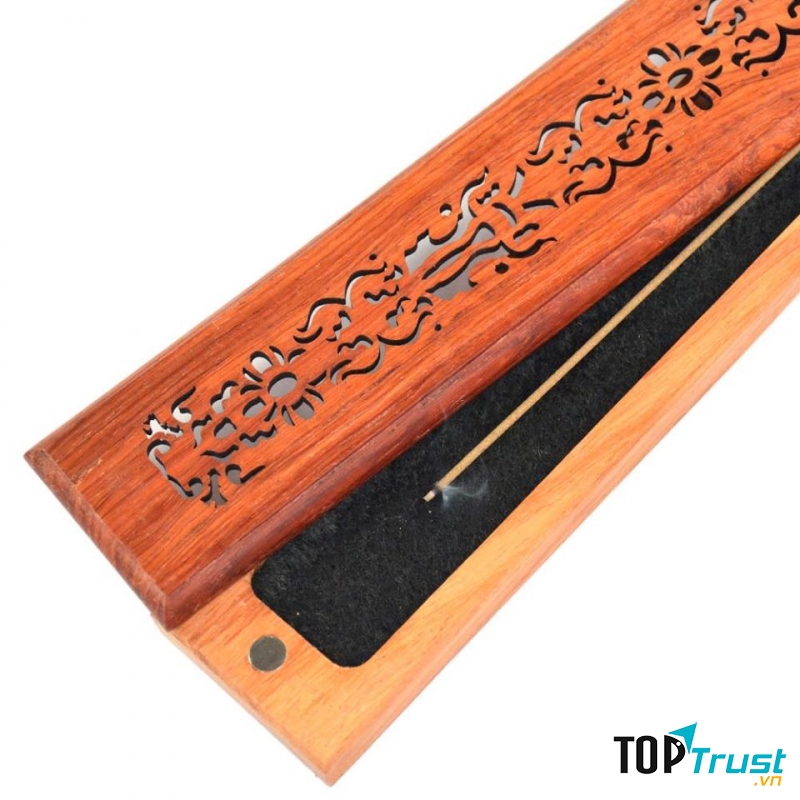 Trầm Hương Thanh Tú