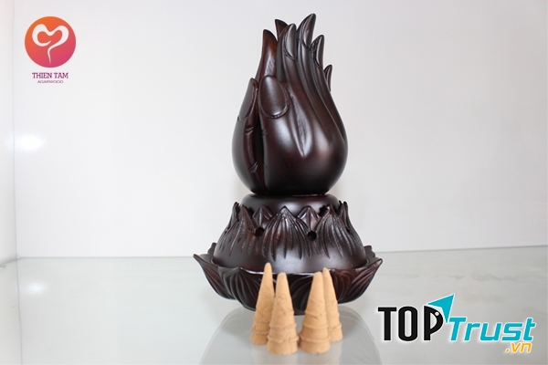 Trầm hương Thiên Tâm