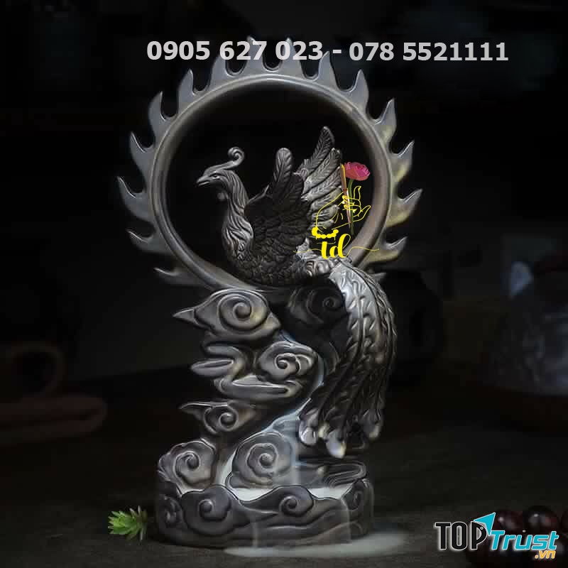 Trầm Hương Thùy Duyên