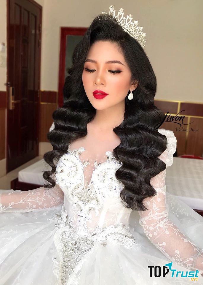 Trâm Phan Make Up (JiWon Wedding House)