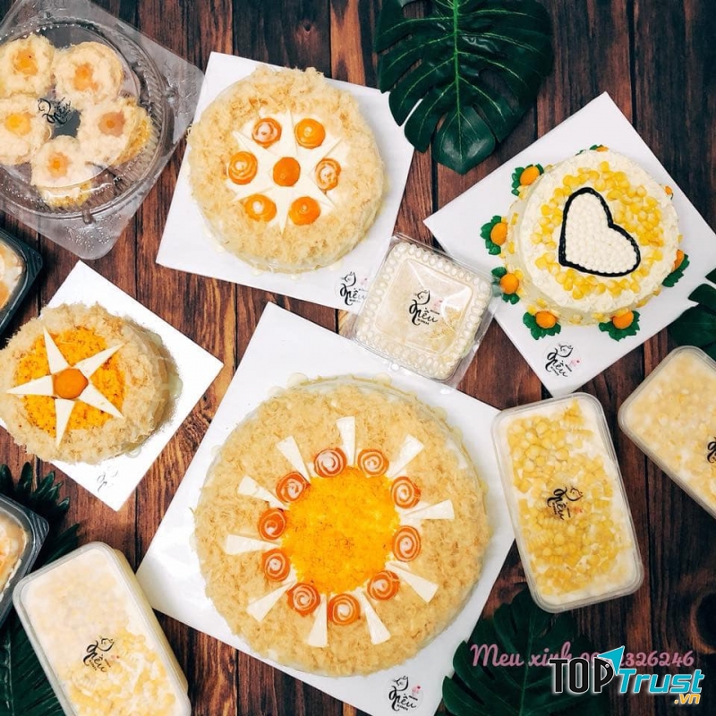 Bánh được trang trí với hình dạng khác nhau, thích hợp làm quà tặng sinh nhật cho bạn thân và người thân