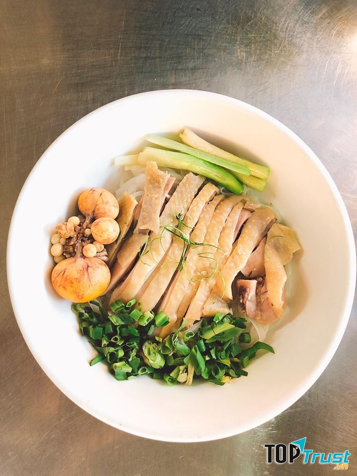 Phở gà thơm ngon