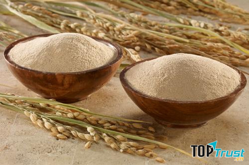 Trắng da với cám gạo