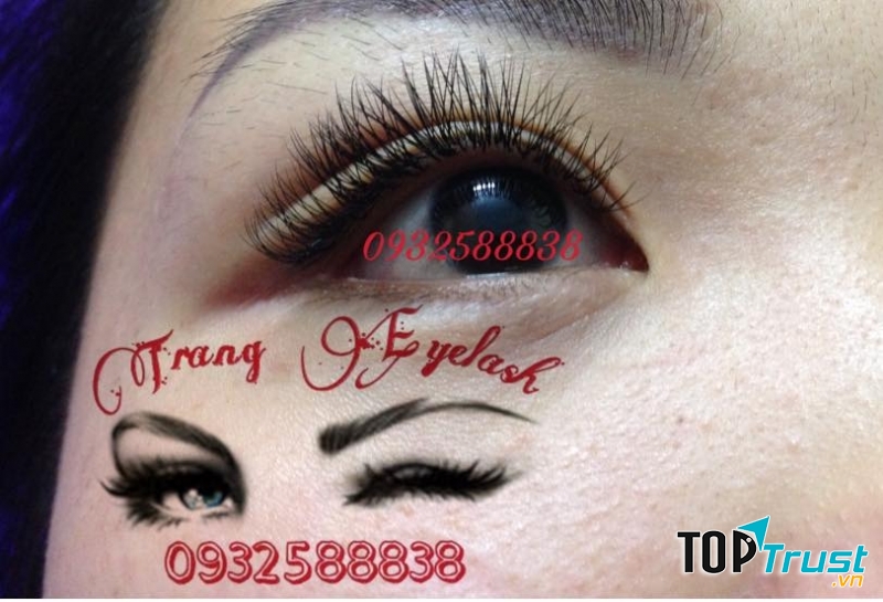 Trang EyeLash