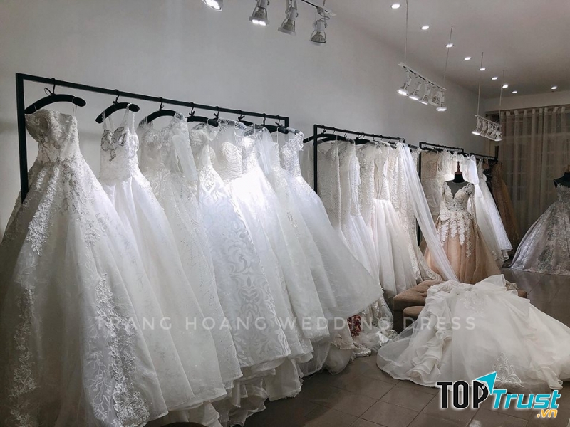 Trang Hoàng Elizabeth Luxury