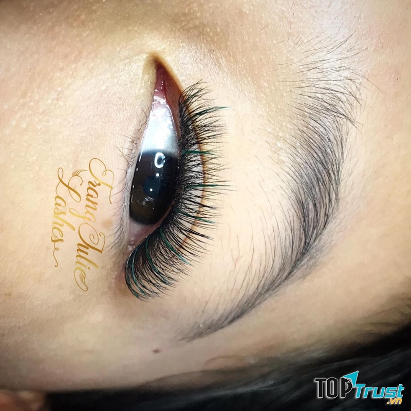 Trang Julie Lashes