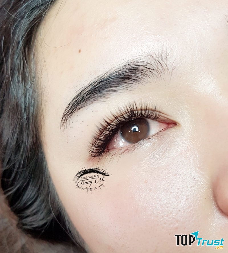 Trang Mi