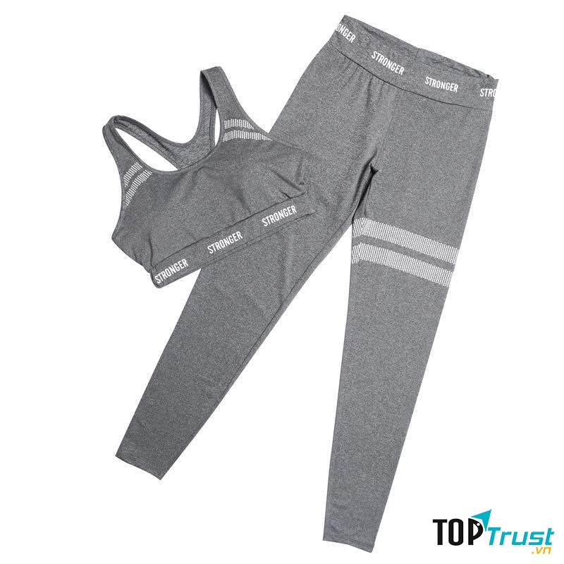 Cận cảnh một set đồ thể thao