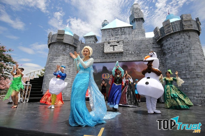 Trang Phục Biểu Diễn Ấn Tượng