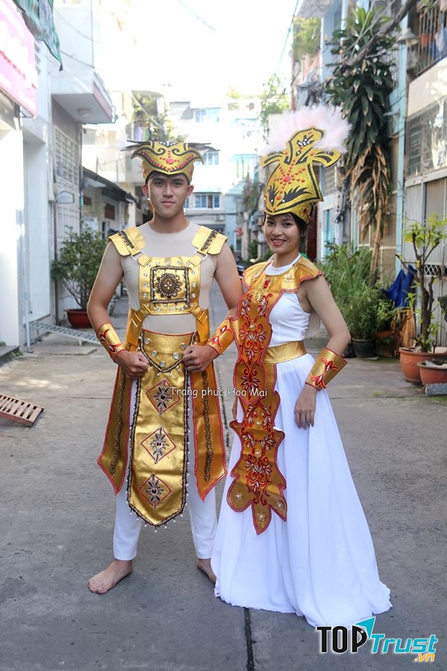 Trang phục biểu diễn Hoa Mai