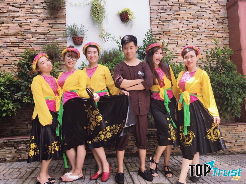 Trang Phục Biểu Diễn HOA MAI