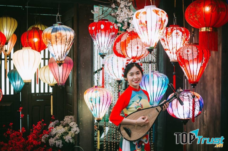 Trang Phục Biểu Diễn Liên Lợi