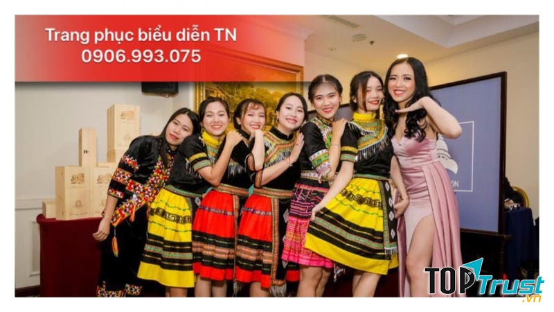 Trang phục biểu diễn TN