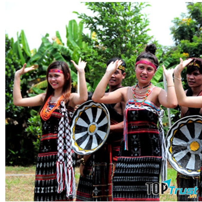 Trang phục dân tộc Cơ Tu