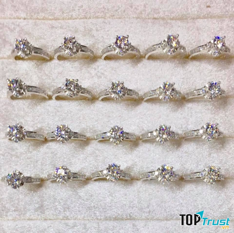 Trang sức bạc Huy Hoàng