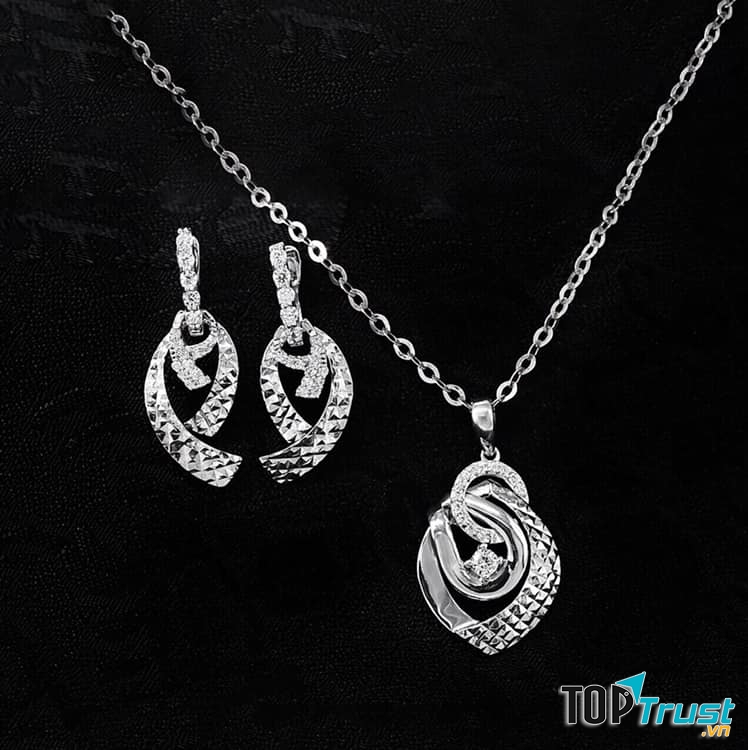 Trang sức bạc Huyền My