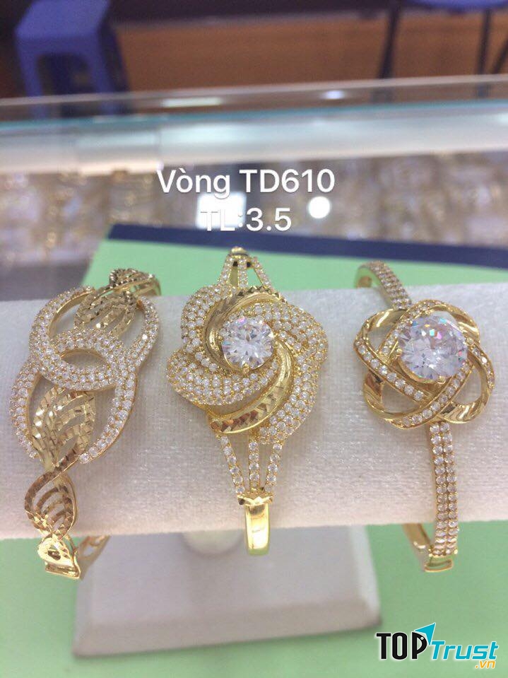 Trang sức Vạn Lợi