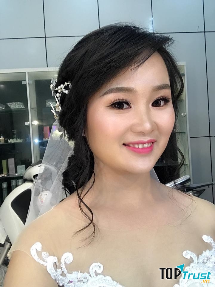 Trang Trata Makeup Store (Trang Vân Hoàng)