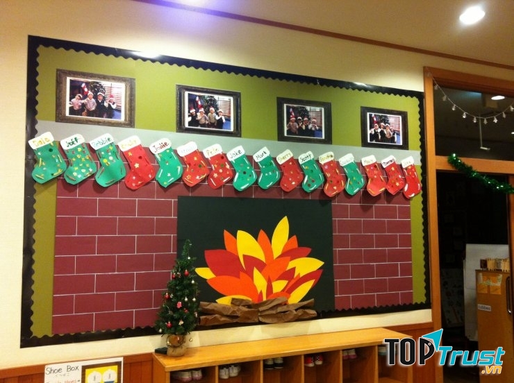 Trang trí Noel cho tường lớp mầm non