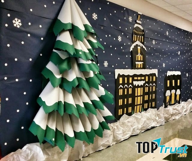 Trang trí Noel cho tường lớp mầm non
