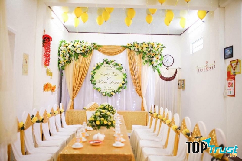 Trang trí tiệc cưới LyLy