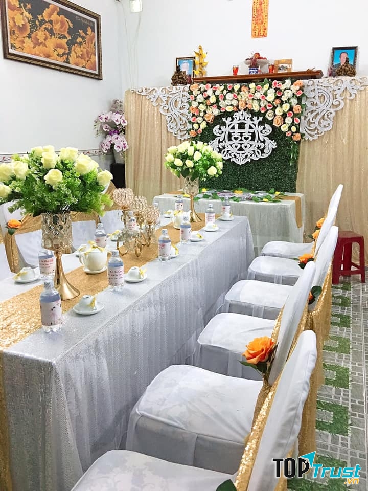 Trang trí tiệc cưới LyLy