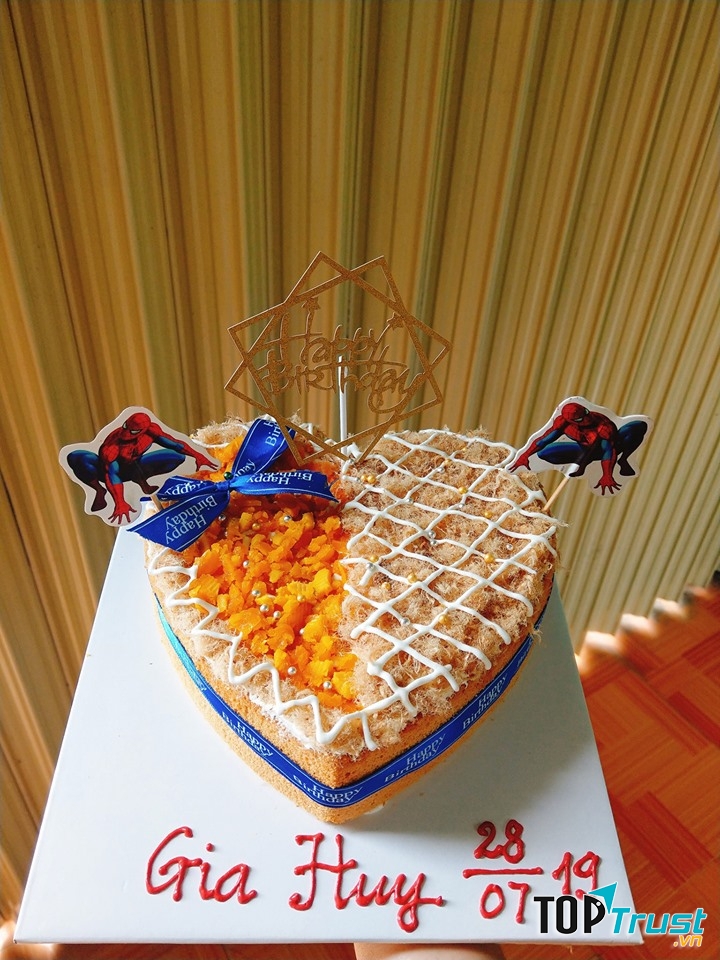 Bánh bông lan trứng muốn tiệm Trang's Cakes