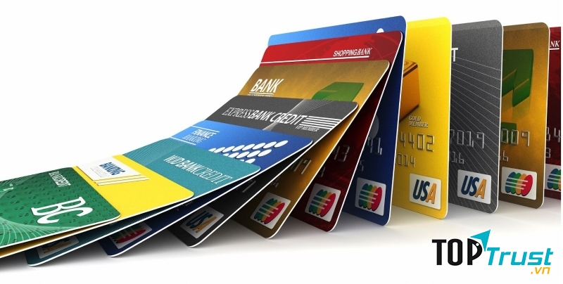 Bạn cần chú ý phí chuyển đổi khi sử dụng thẻ tín dụng ở nước ngoài