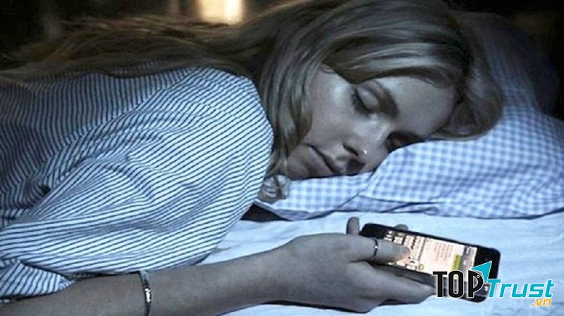 Tránh xa thiết bị điện tử