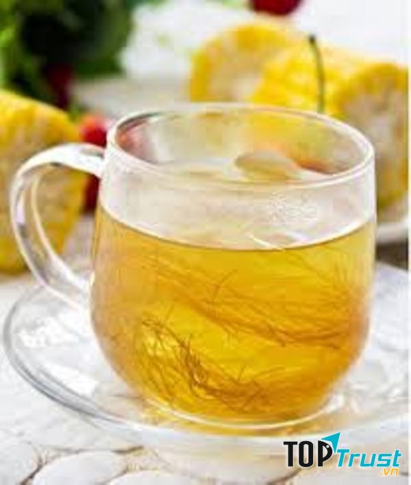 Nước râu ngô gây mất nước không tốt cho ối