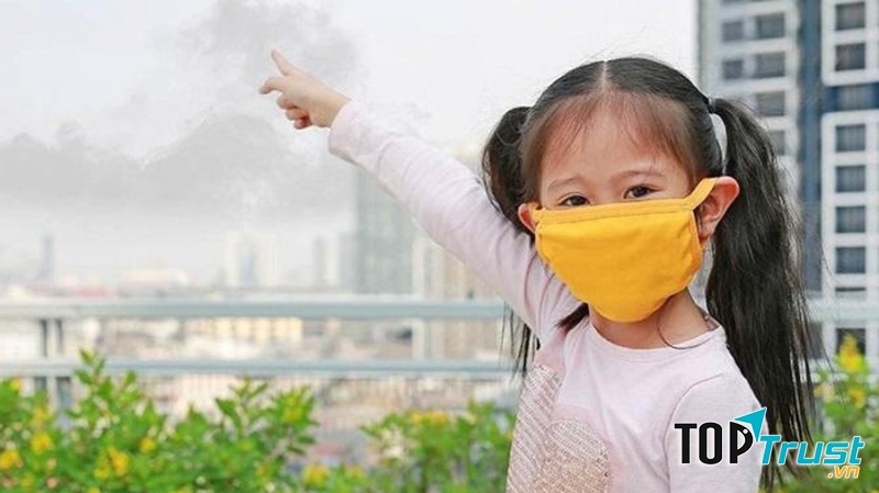 Tránh xa khói thuốc, bụi bẩn ô nhiễm