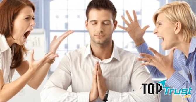 Những người tiêu cực sẽ thổi vào bạn những lối suy nghĩ tiêu cực nếu như không thoát khỏi họ hoặc co khả năng thay đổi họ.