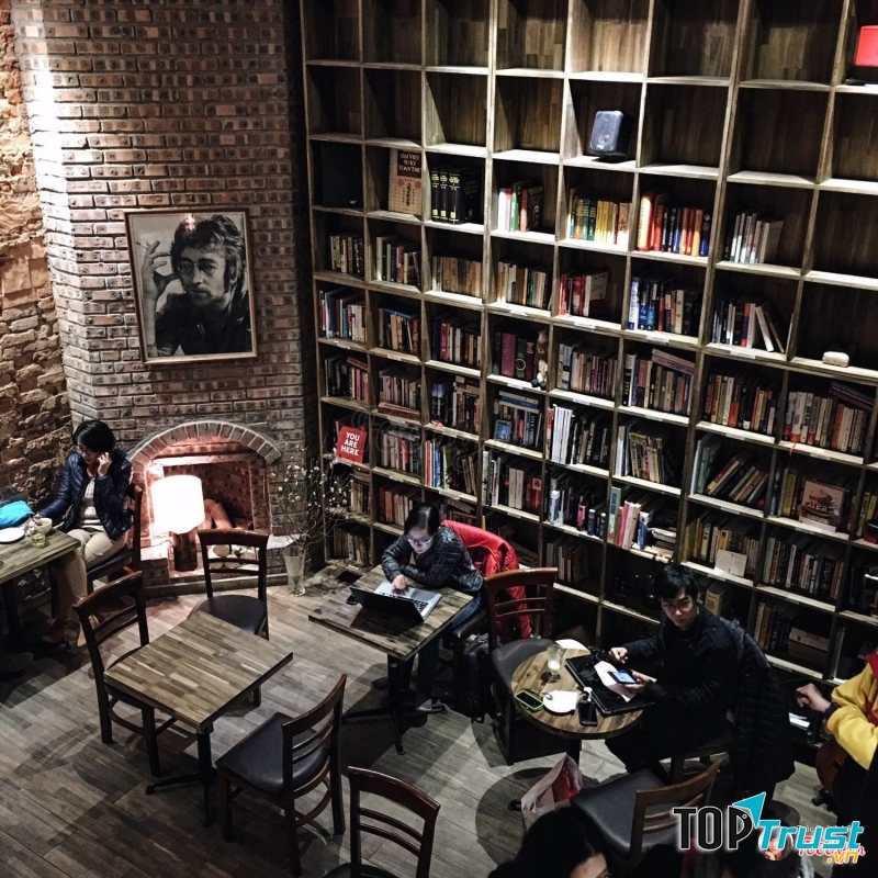 Tranquil Books & Coffee