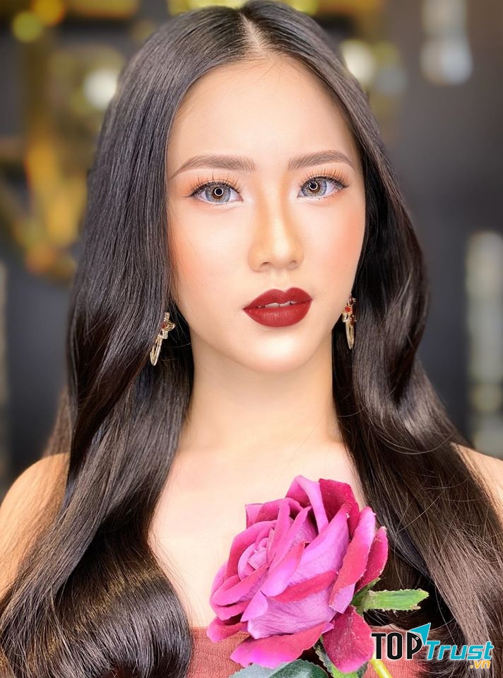 Trathule MakeUp Academy