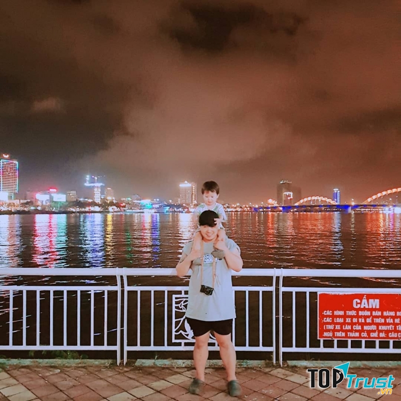 Trẻ sẽ học được sự kiên nhẫn, nhẫn lại và tự chăm sóc bản thân trên đường du lịch.