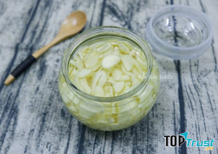 Tỏi ngâm giấm