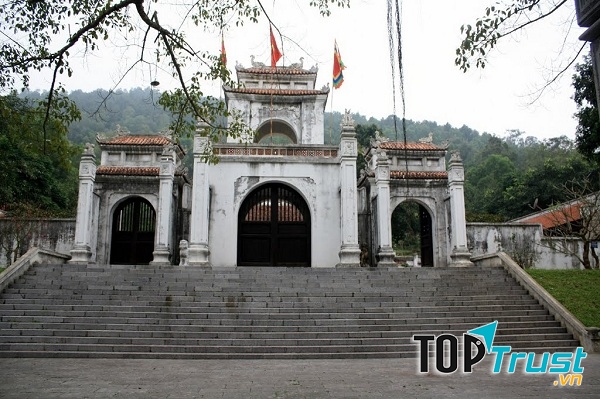 Đền thờ Bà Triệu ở Thanh Hóa