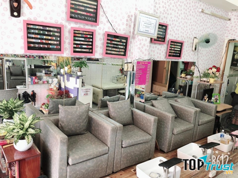 Không gian thoáng mát tại Trinh nails