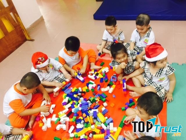 Trò chơi lắp ráp