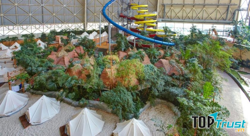 Tropical Islands ở Krausnick, Đức