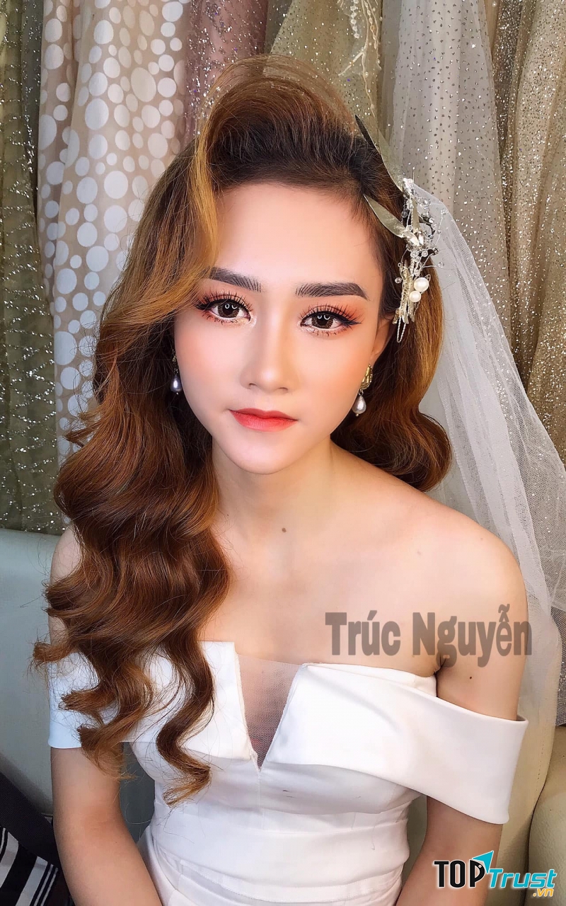 Trucphong Nguyen Make Up