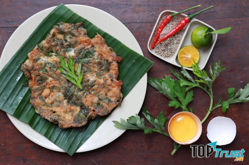Trứng chiên lá ngải