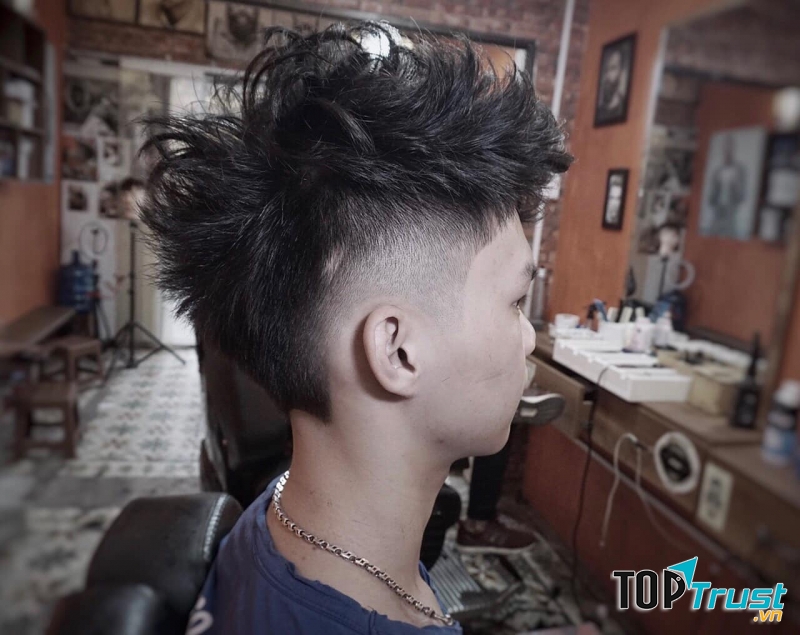 TRUNG CÓC Barbershop