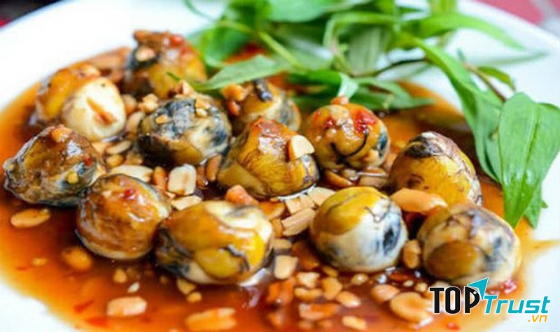 Trứng cút lộn – 10.000đ/5 quả